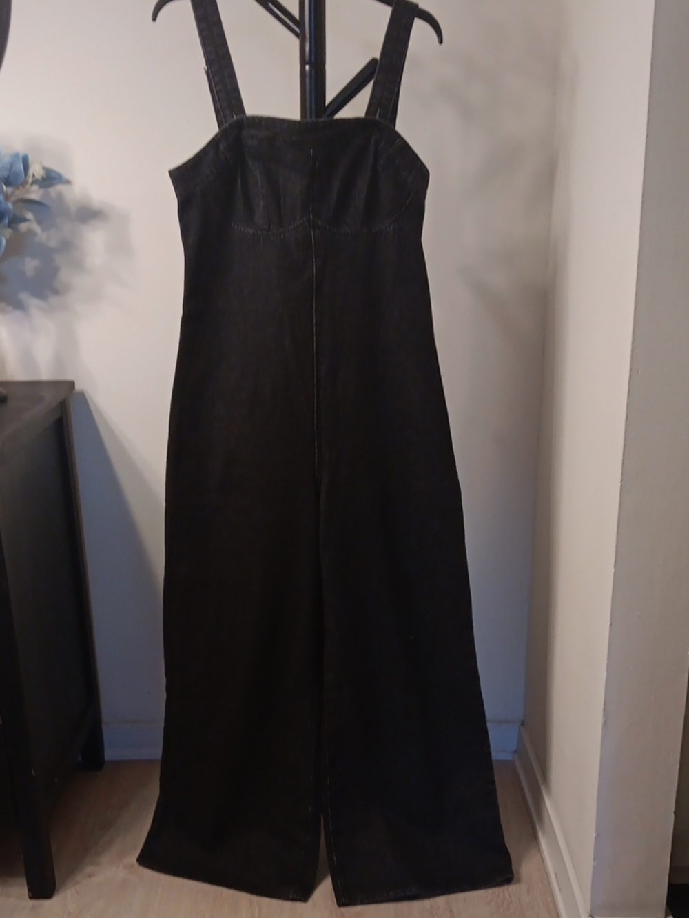 SHEIN Black Wide-Leg Denim Jumpsuit with Straps